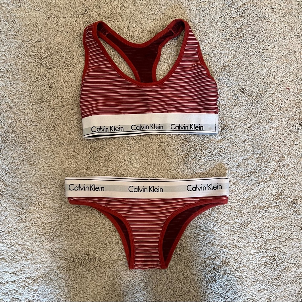 Calvin Klein set